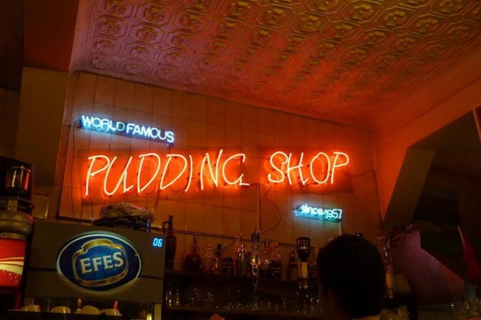 intérieur du pudding shop conseils où sortir à istanbul